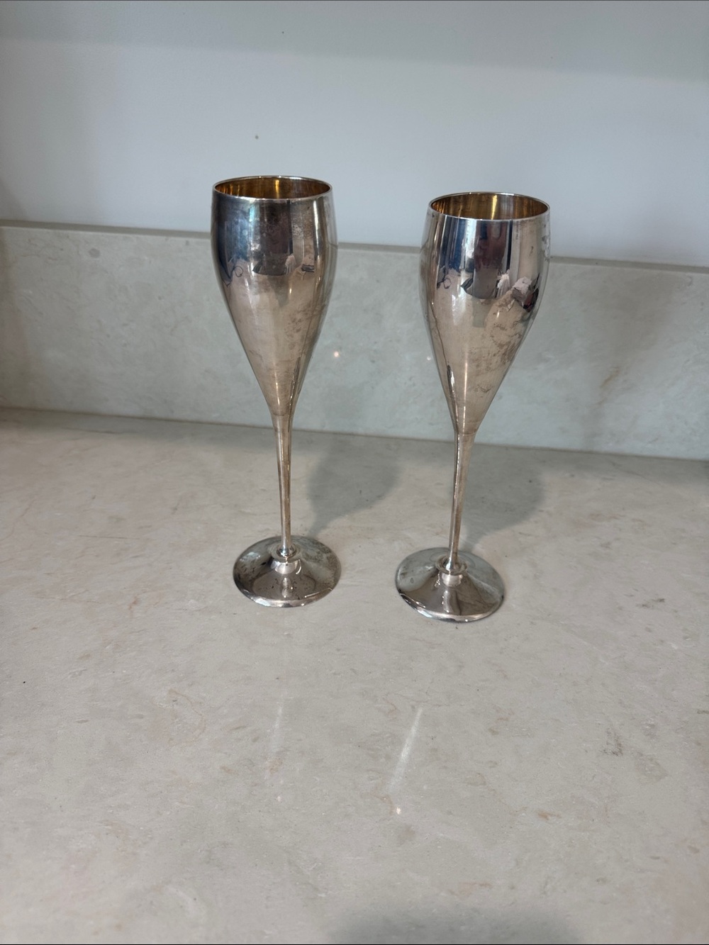 Set of 2 Silver-Tone Champagne Flutes - Sleek Stemware